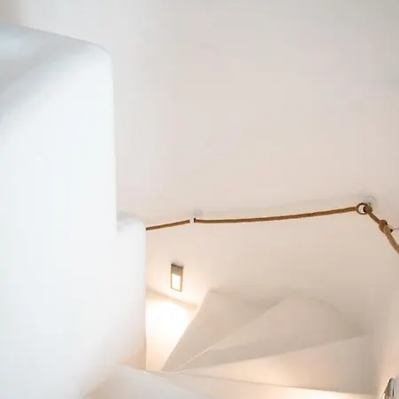 Of Memories Glásztrosz